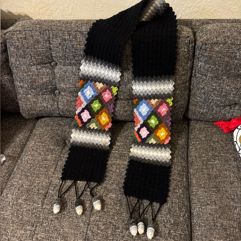 Colorful Geometric Knit Scarf granny squares EUC